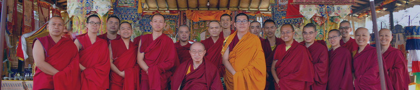 Anggota Sangha Biara Indonesia Tusita Vivaranacarana Vijayasraya